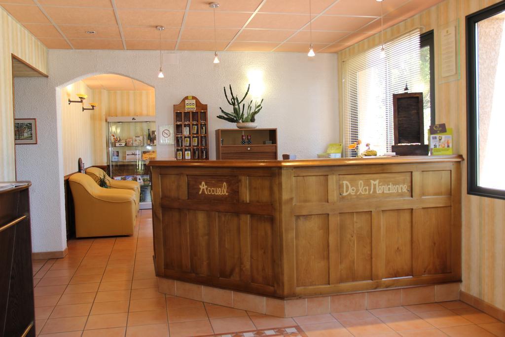 Hôtel Restaurant Logis La Méridienne Anglards de Saint Flour Esterno foto